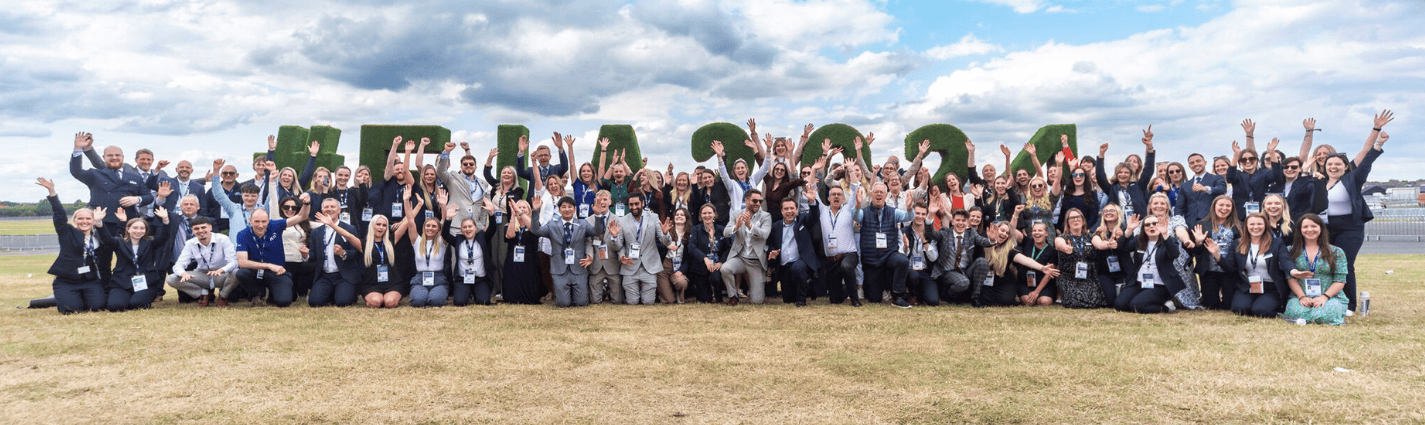 Team Farnborough 1425X425