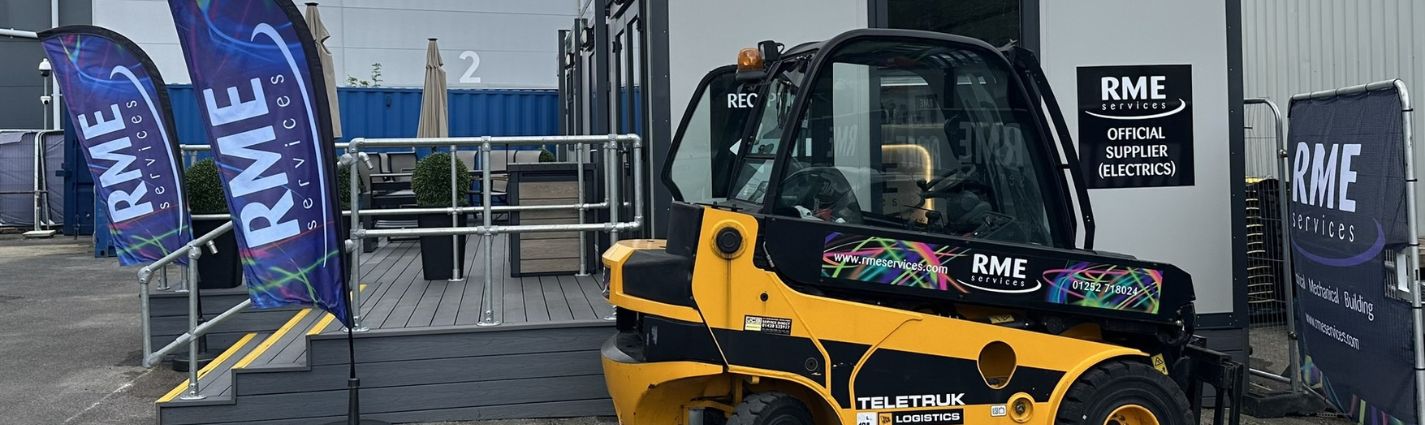 New Website Banner Size (1425 X 425 Px) (40)